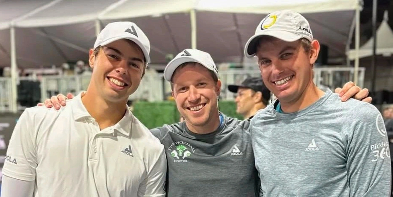 Sariban (giữa) được cho là người đứng sau thành công của Ben Johns (Ảnh: The Pickleball).