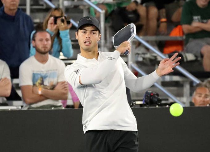 Người chơi pickleball thận trọng khi sử dụng miếng dán chì - 1 Người chơi pickleball thận trọng khi sử dụng miếng dán chì - 1