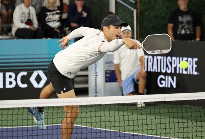 Chuyên gia pickleball hướng dẫn cú vô lê chí mạng khi đứng bếp - 1 Chuyên gia pickleball hướng dẫn cú vô lê chí mạng khi đứng bếp - 1