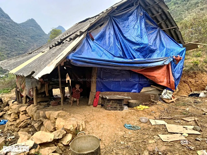 5 hộ dân đặc biệt khó khăn ở Cao Bằng mong ước có mái nhà kiên cố - 1 5 hộ dân đặc biệt khó khăn ở Cao Bằng mong ước có mái nhà kiên cố - 1